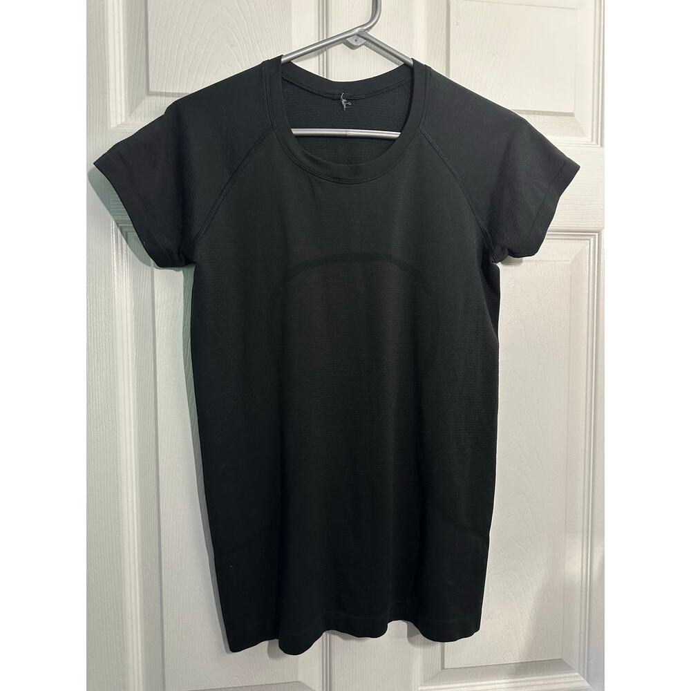 Lululemon Swiftly Tech Short Sleeve T-Shirt Black Size 8